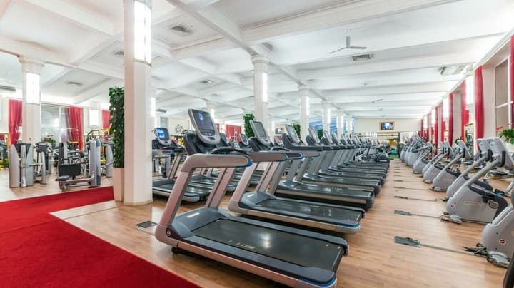Saint Moscow Fitness Club (Лодер) - 0